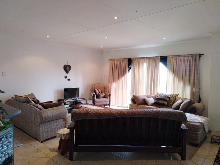 4 Bedroom Property for Sale in Dana Bay Western Cape